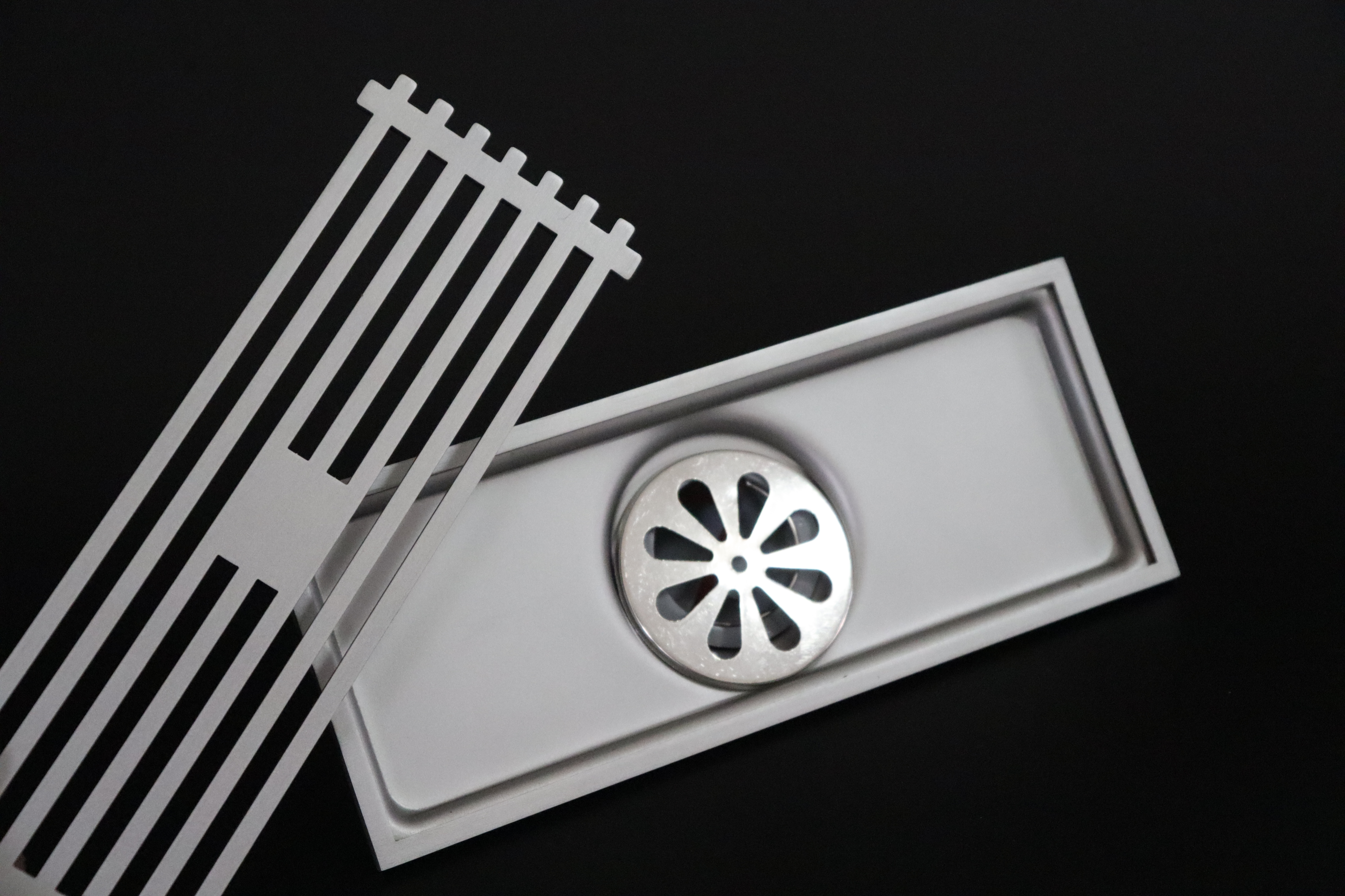 820/830 black, gun gray, nickel brushed thickened long floor drain